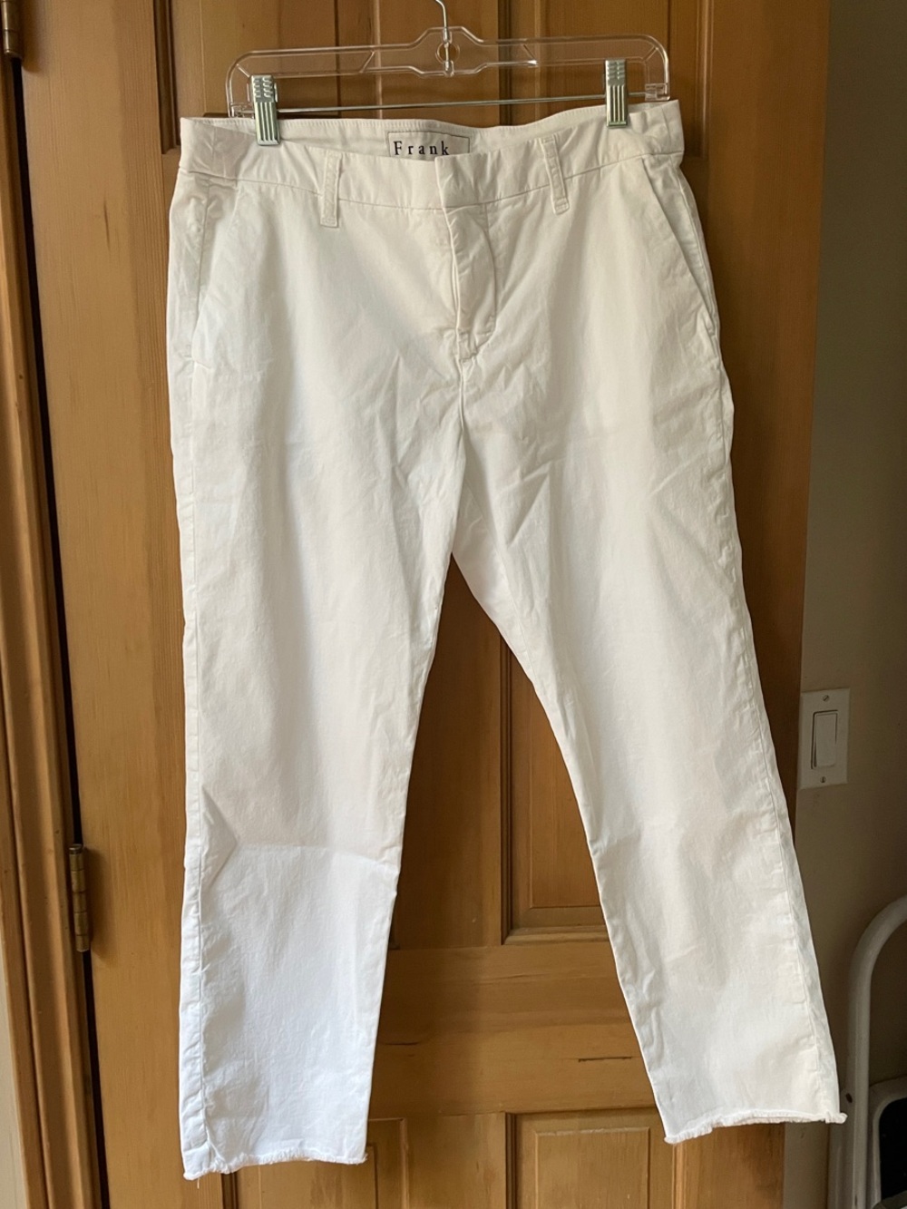 Frank & Eileen White Cropped Chino Pants